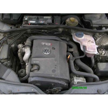 VOLKSWAGEN PASSAT VARIANT (3B5)