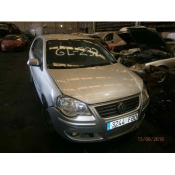 VOLKSWAGEN POLO (9N3)