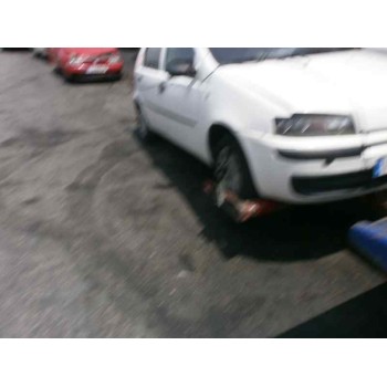 FIAT PUNTO BERLINA (188)