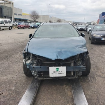 TOYOTA AURIS TOURING SPORTS (E18)