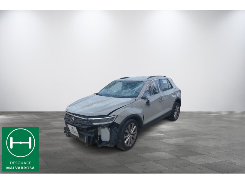 volkswagen t-roc (a11, d11) del año 2023