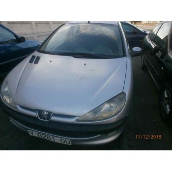 PEUGEOT 206 BERLINA