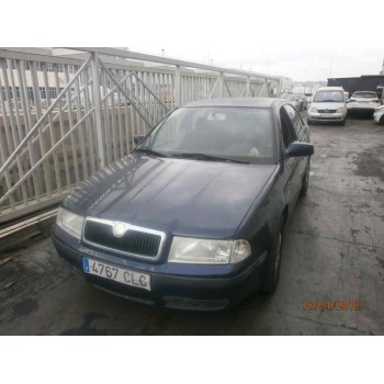 SKODA OCTAVIA BERLINA (1U2)