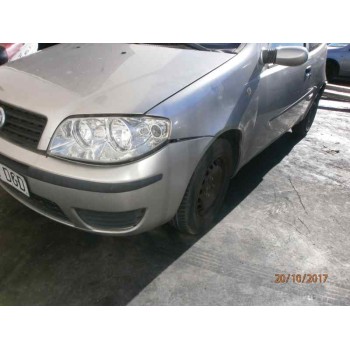FIAT PUNTO BERLINA (188)
