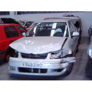 VOLKSWAGEN POLO BERLINA (6N1)