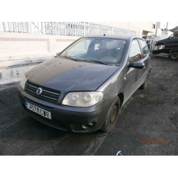 FIAT PUNTO BERLINA (188)