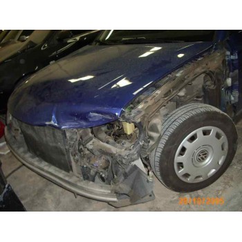 VOLKSWAGEN PASSAT BERLINA (3B2)