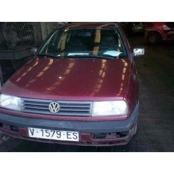 VOLKSWAGEN VENTO (1H2)