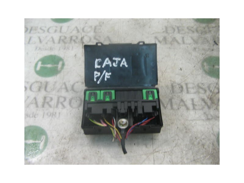 Recambio de caja reles / fusibles para citroën c3 1.4 hdi premier referencia OEM IAM   