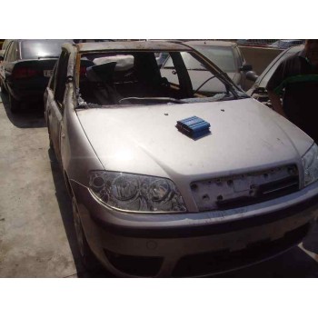 FIAT PUNTO BERLINA (188)