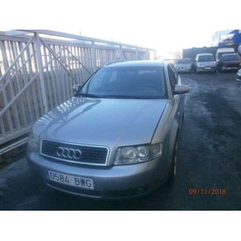 AUDI A4 AVANT (8E)