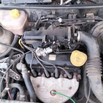 FORD FIESTA BERLINA (DX)