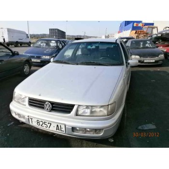 VOLKSWAGEN PASSAT BERLINA (312)