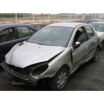 PEUGEOT 206 BERLINA