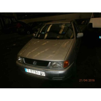 VOLKSWAGEN POLO BERLINA (6N1)