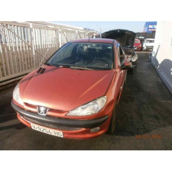 PEUGEOT 206 BERLINA
