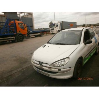 PEUGEOT 206 BERLINA