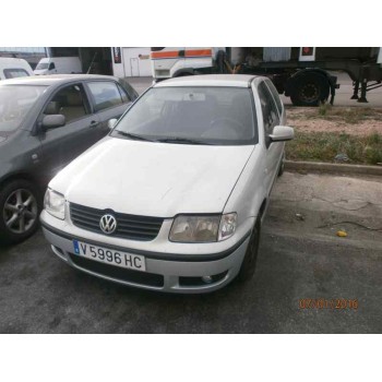 VOLKSWAGEN POLO BERLINA (6N2)