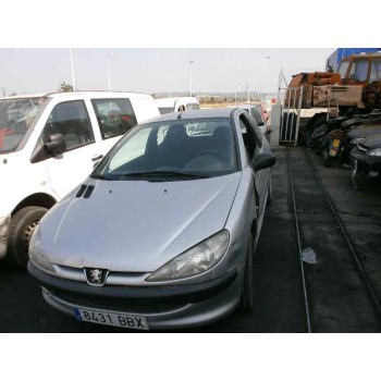 PEUGEOT 206 BERLINA