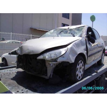 PEUGEOT 206 BERLINA