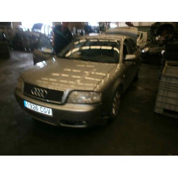 AUDI A6 BERLINA (4B2)