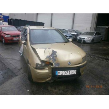 FIAT PUNTO BERLINA (188)