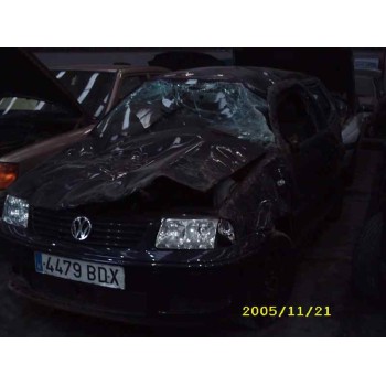 VOLKSWAGEN POLO BERLINA (6N2)