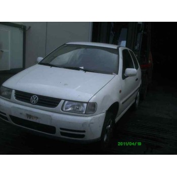 VOLKSWAGEN POLO BERLINA (6N1)