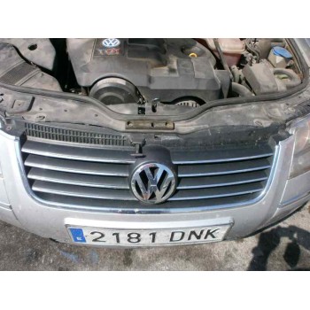 VOLKSWAGEN PASSAT BERLINA (3B3)