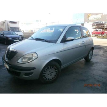 LANCIA YPSILON (101)