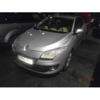 RENAULT MEGANE III BERLINA 5 P