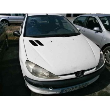PEUGEOT 206 BERLINA