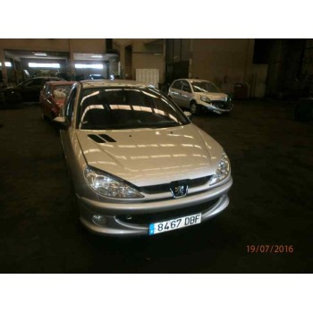 PEUGEOT 206 BERLINA