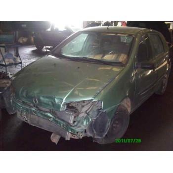 FIAT PUNTO BERLINA (188)