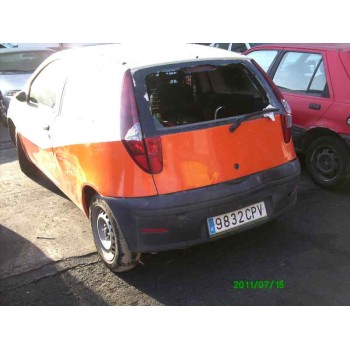 FIAT PUNTO BERLINA (188)
