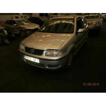 VOLKSWAGEN POLO BERLINA (6N2)