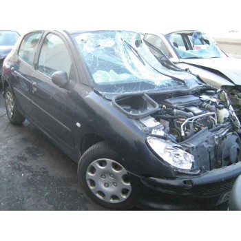PEUGEOT 206 BERLINA