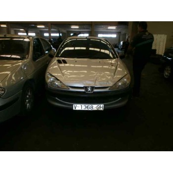 PEUGEOT 206 BERLINA