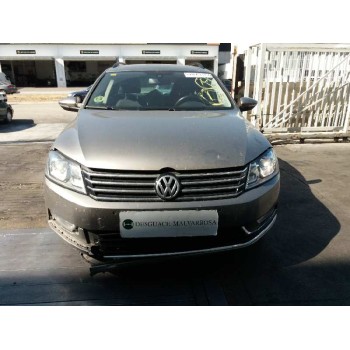 VOLKSWAGEN PASSAT VARIANT (365)