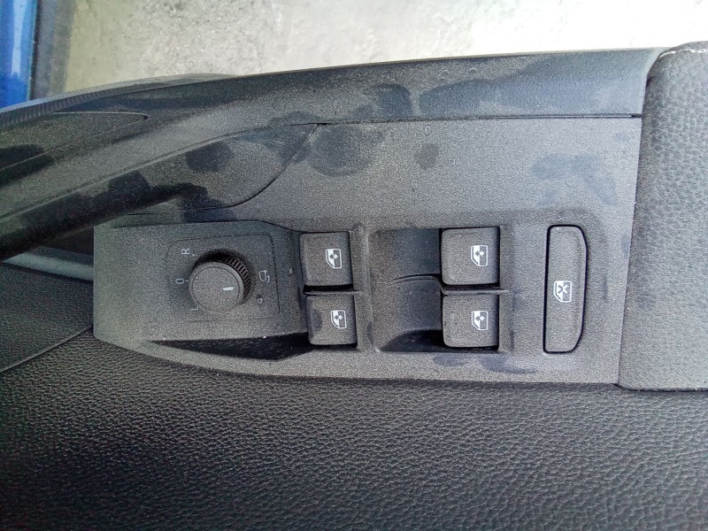 seat arona (kj7, kjp) del año 2025