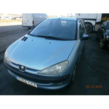 PEUGEOT 206 BERLINA