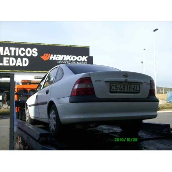 OPEL VECTRA B BERLINA