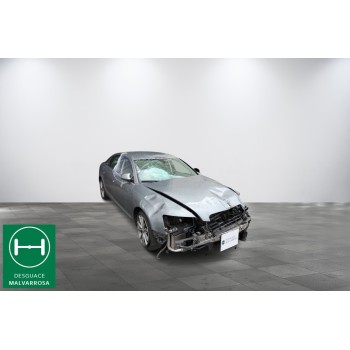AUDI A6 BERLINA (4F2)
