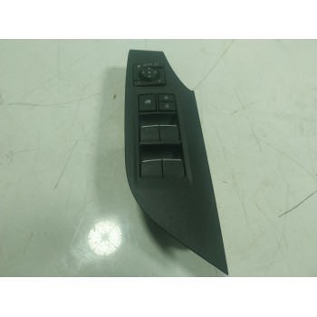 MANDO ELEVALUNAS DELANTERO IZQUIERDO 8404042130 8404042130 8487242330