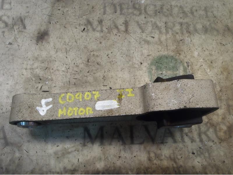 Recambio de soporte motor izquierdo para land rover freelander (lr2) td4 e referencia OEM IAM LR000597  