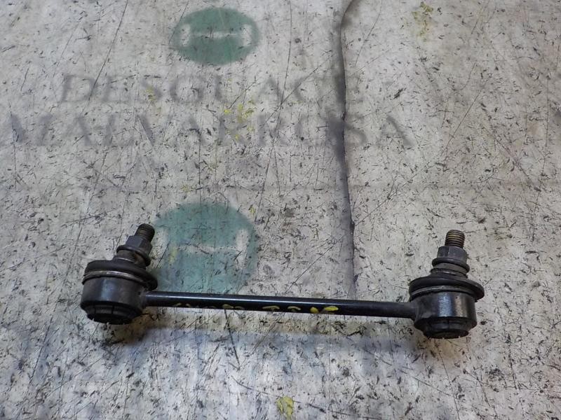 Recambio de tirante trasero izquierdo para hyundai i30 1.4 cat referencia OEM IAM 555301H000  