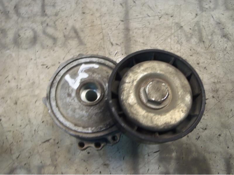 Recambio de tensor correa auxiliar para land rover freelander (lr2) td4 e referencia OEM IAM LR003651  