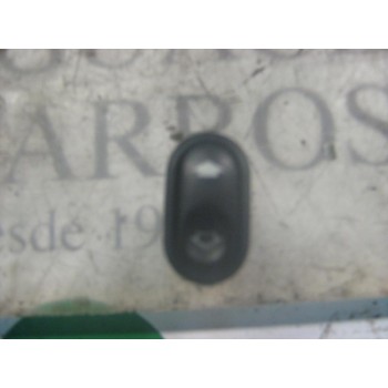 MANDO ELEVALUNAS TRASERO DERECHO 