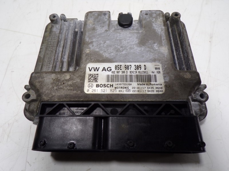 Recambio de centralita motor uce para cupra formentor 1.5 tsi referencia OEM IAM 05E906012H 05E907309D 0261S21825