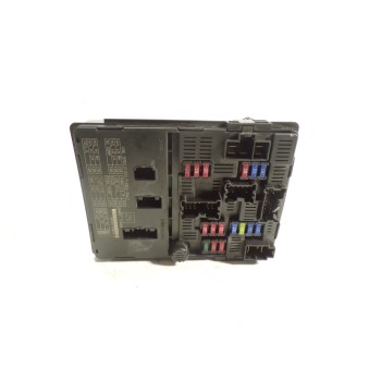 CAJA RELES / FUSIBLES 284B71HR6A 284B71HR6A 